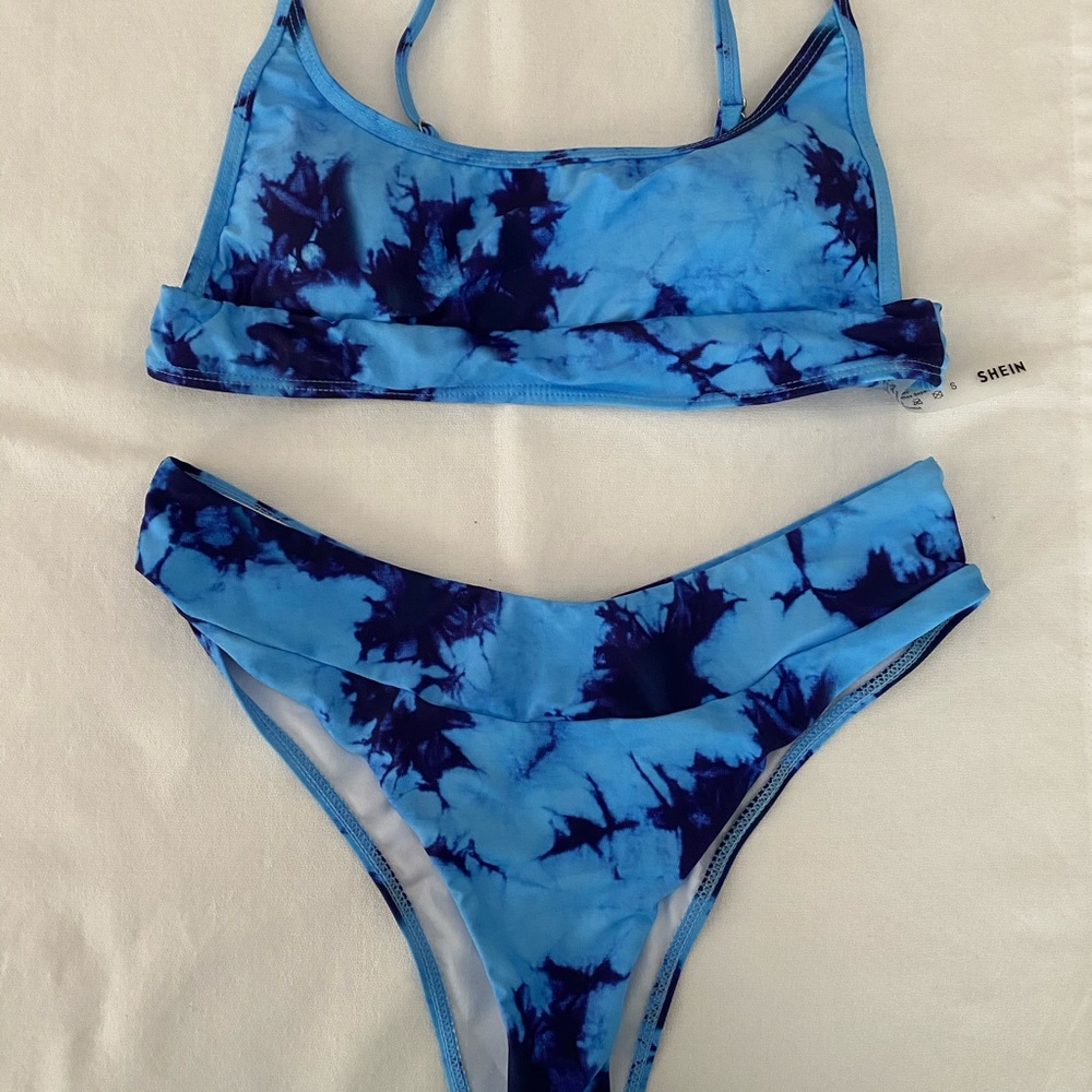 NWOT BLUE MARBLE SHEIN BIKINI!